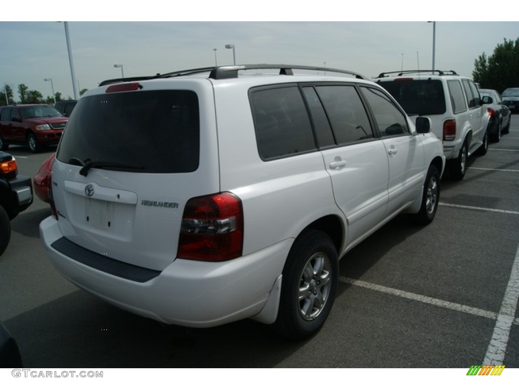 2004 Highlander V6 4WD - Super White / Ivory photo #2