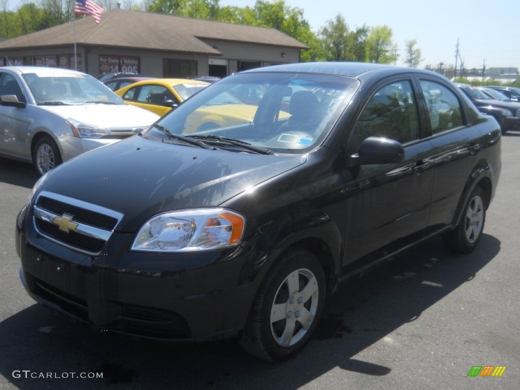 2010 Aveo LT Sedan - Black Granite / Charcoal photo #1