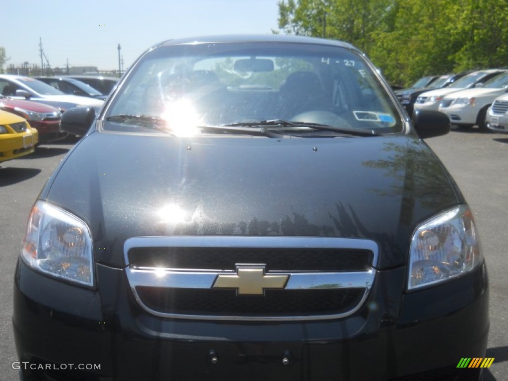 2010 Aveo LT Sedan - Black Granite / Charcoal photo #12