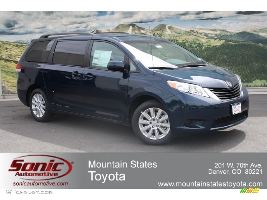 2012 Sienna LE AWD - South Pacific Pearl / Light Gray photo #1