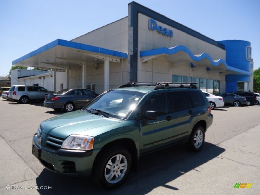 2005 Endeavor LS AWD - Machine Green Metallic / Charcoal photo #1