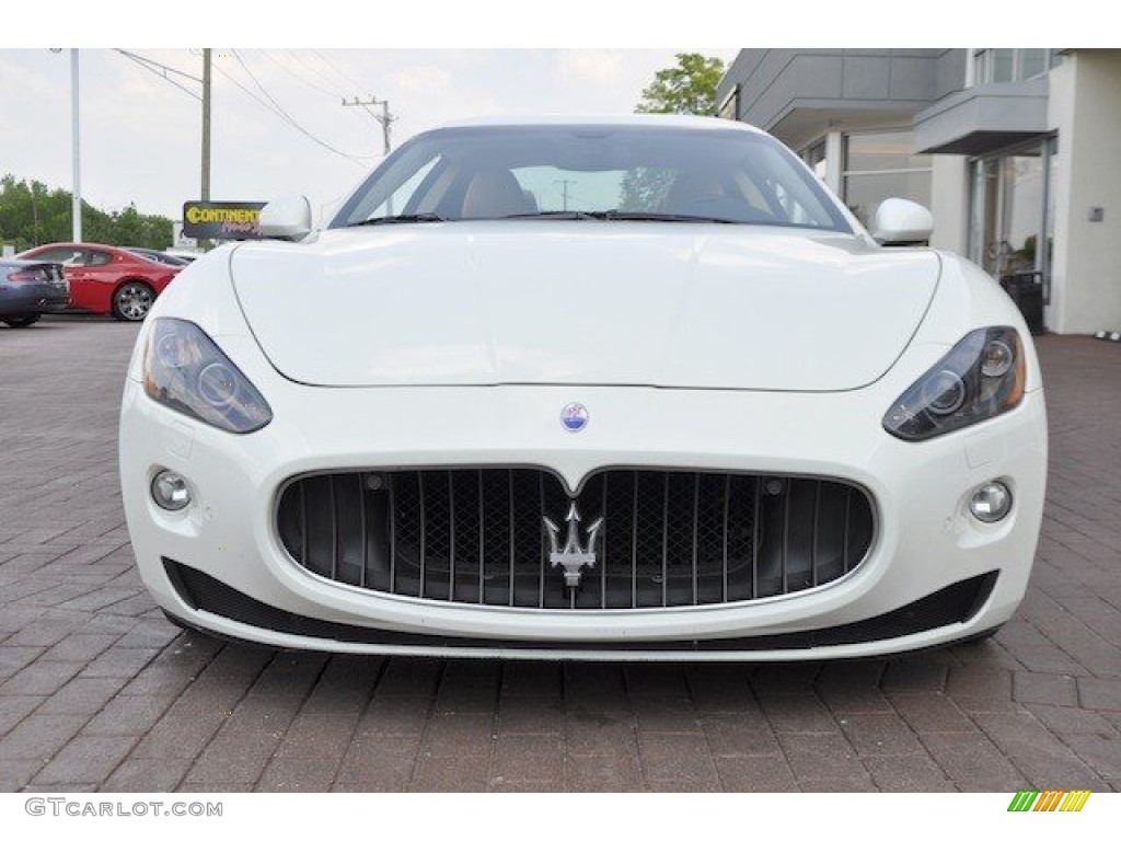 Bianco Eldorado (White) 2009 Maserati GranTurismo Standard GranTurismo Model Exterior Photo #65436252
