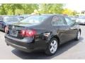Black - Jetta SE Sedan Photo No. 2