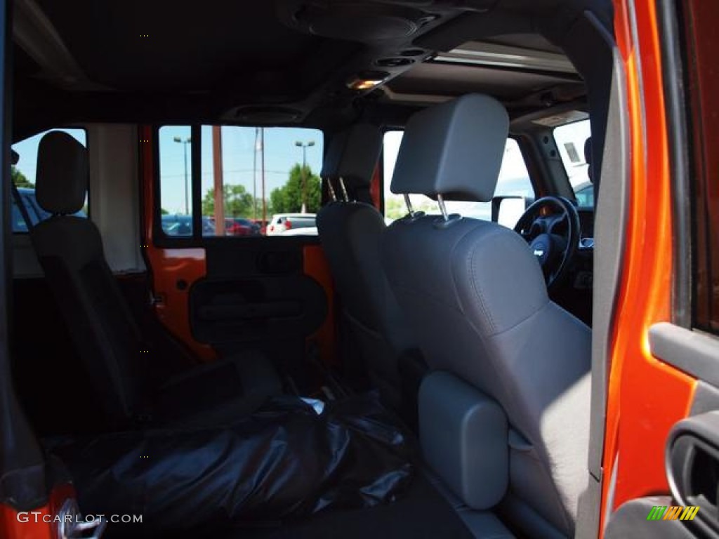 2010 Wrangler Unlimited Rubicon 4x4 - Mango Tango Pearl / Dark Slate Gray/Medium Slate Gray photo #10