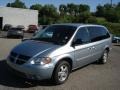 Butane Blue Pearl - Grand Caravan SXT Photo No. 3