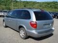Butane Blue Pearl - Grand Caravan SXT Photo No. 4