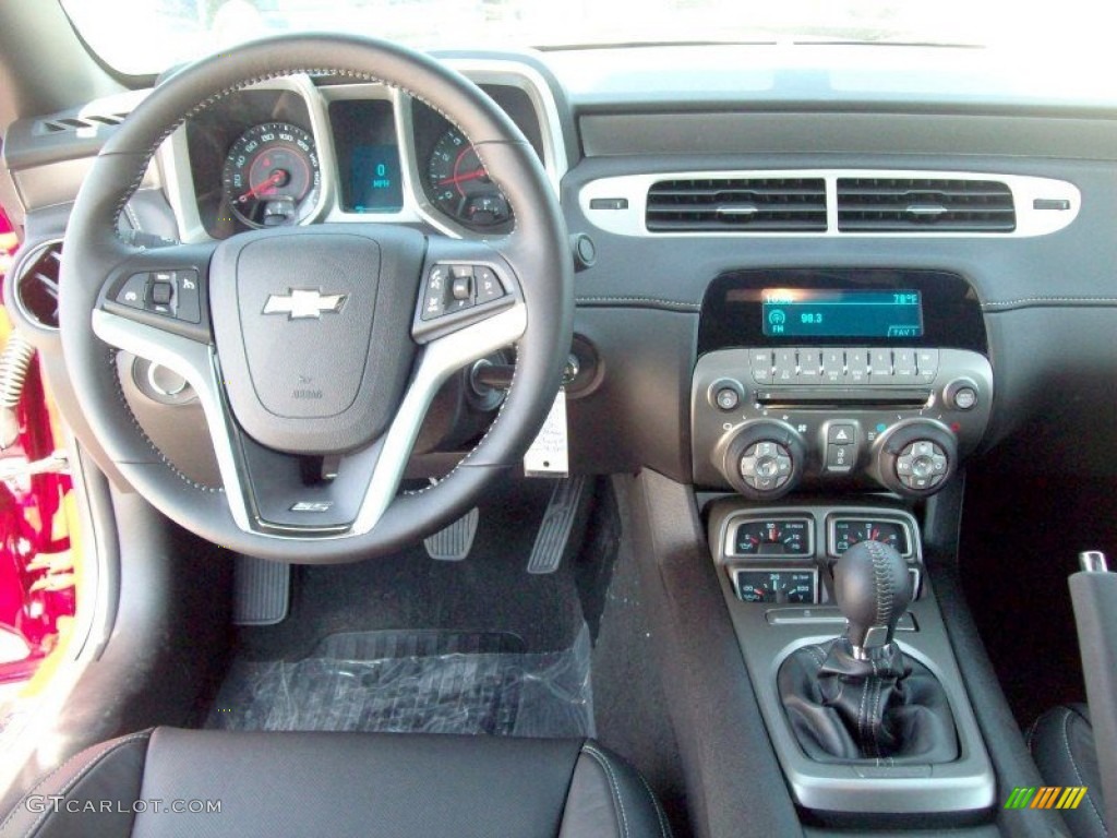 2012 Chevrolet Camaro SS/RS Convertible Black Dashboard Photo #65446215