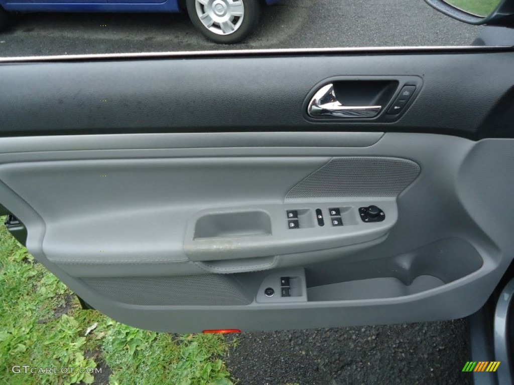 2005 Volkswagen Jetta GLS TDI Sedan Door Panel Photos