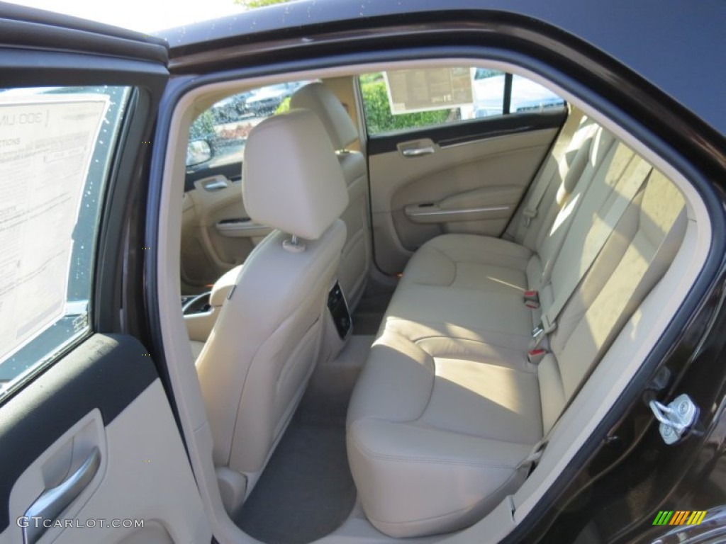 2012 300 Limited - Luxury Brown Pearl / Black/Light Frost Beige photo #7