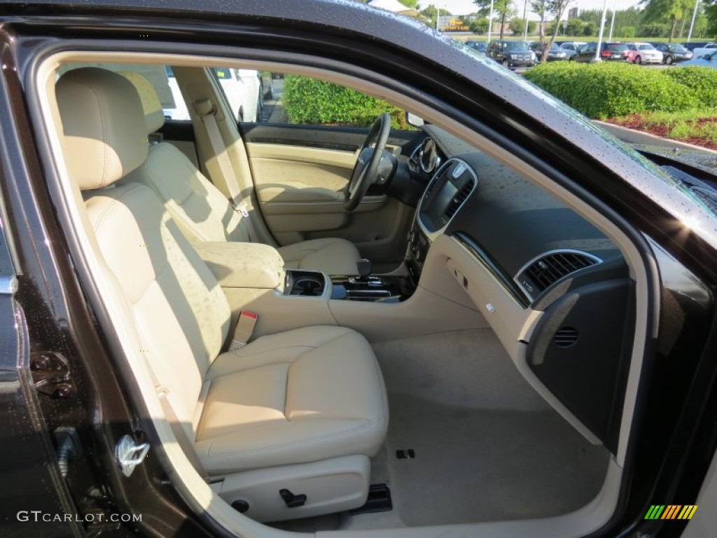 2012 300 Limited - Luxury Brown Pearl / Black/Light Frost Beige photo #8