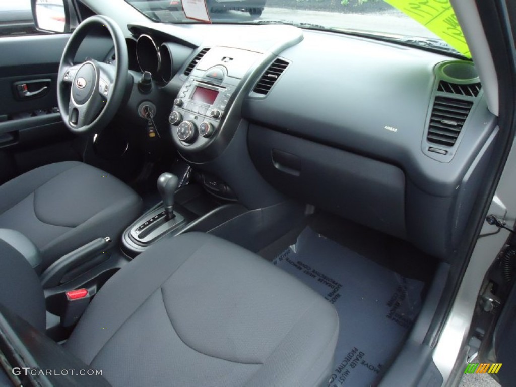 2010 Kia Soul + Black Soul Logo Cloth Dashboard Photo #65450923
