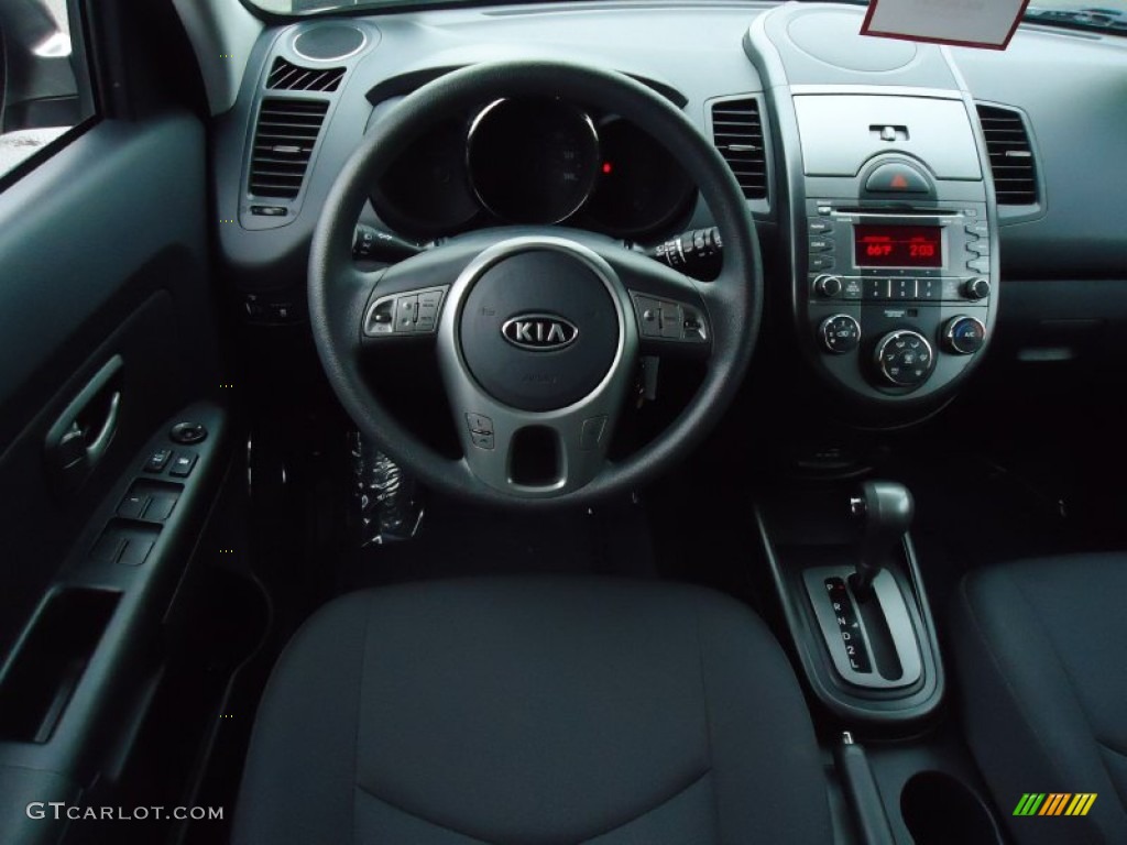 2010 Kia Soul + Black Soul Logo Cloth Dashboard Photo #65450965