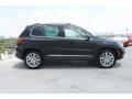Deep Black Metallic - Tiguan SE Photo No. 9