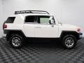 Iceberg White - FJ Cruiser 4WD Photo No. 8