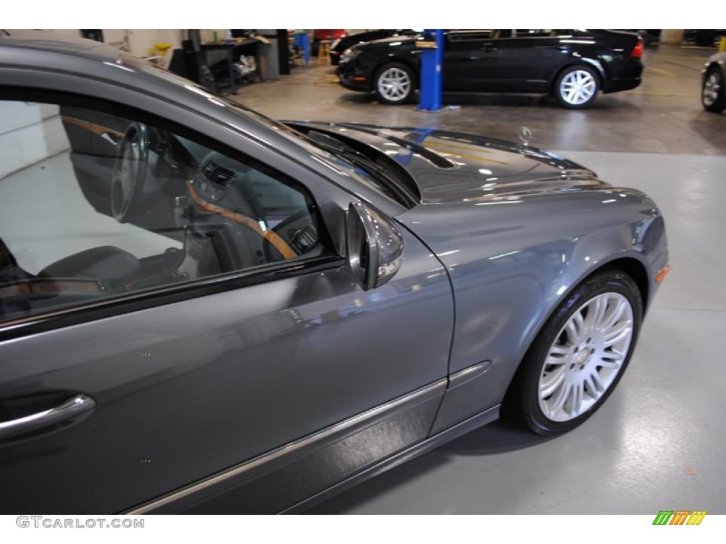 2008 E 550 Sedan - Flint Grey Metallic / Black photo #24