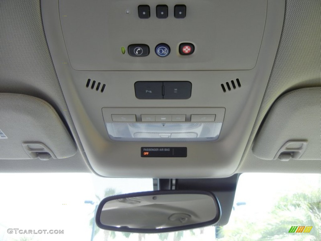 2012 Chevrolet Volt Hatchback Controls Photo #65463061