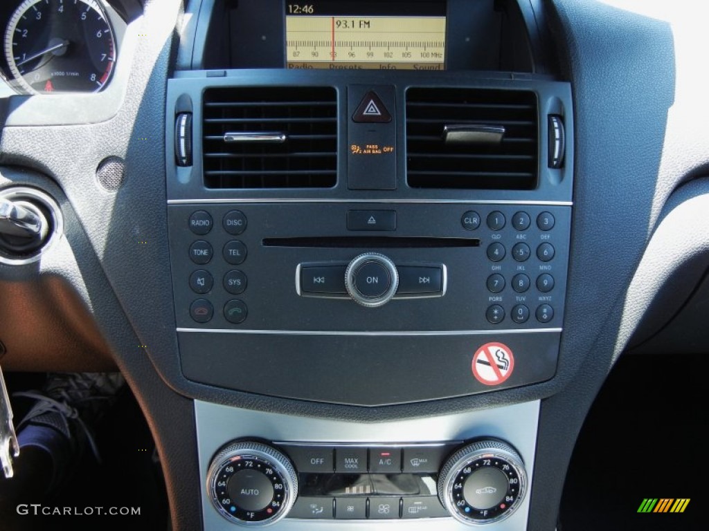2011 Mercedes-Benz C 300 Sport Controls Photo #65463502
