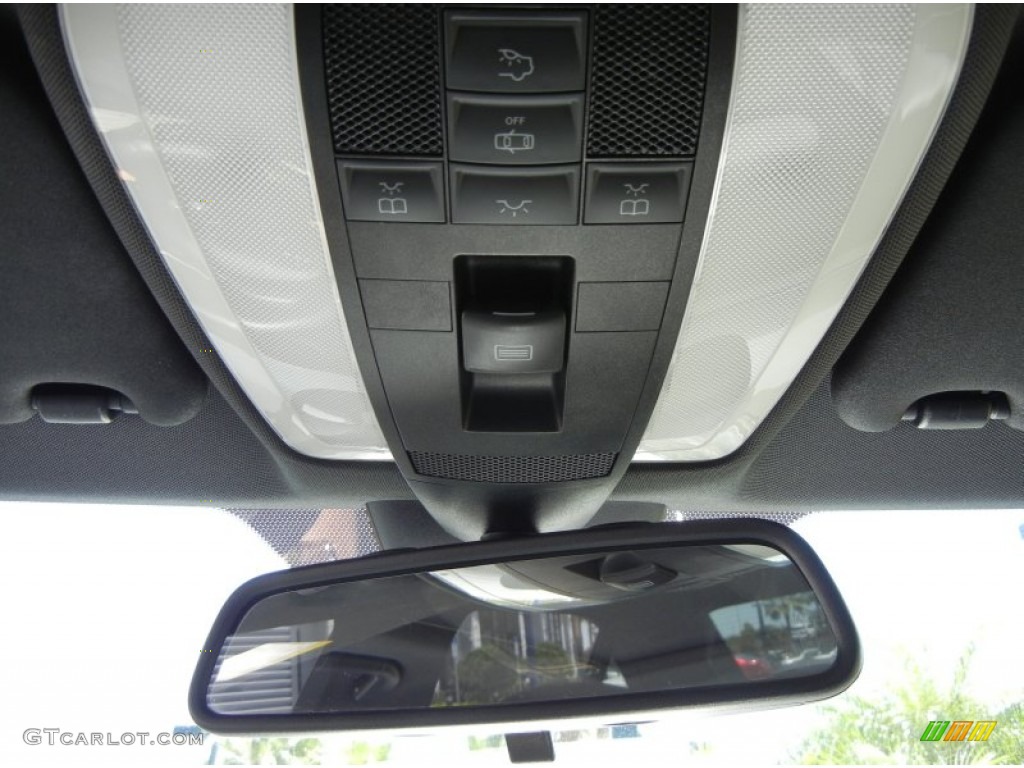 2011 Mercedes-Benz C 300 Sport Controls Photo #65463508
