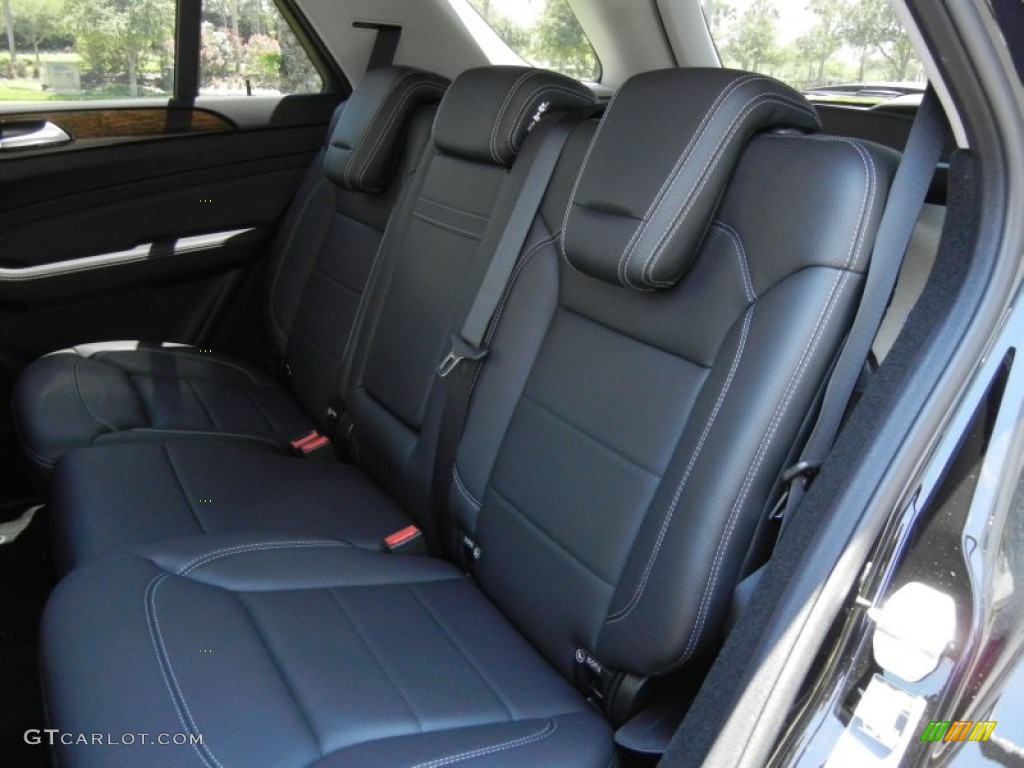 Black Interior 2012 Mercedes-Benz ML 350 BlueTEC 4Matic Photo #65464558