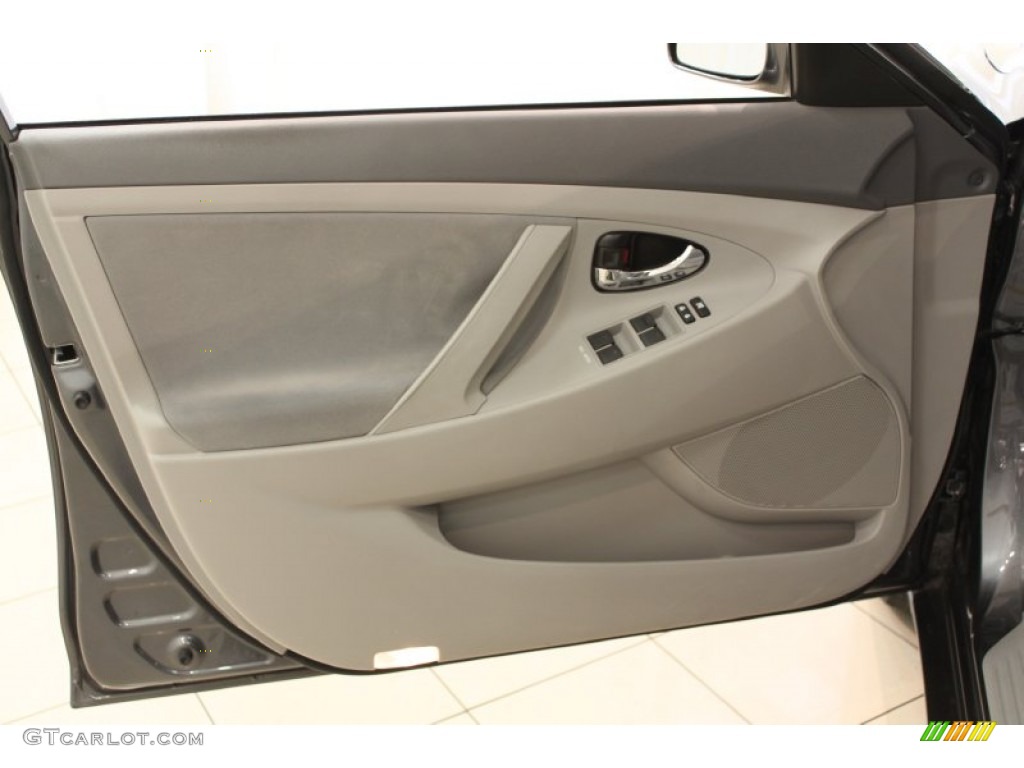 2010 Camry LE - Magnetic Gray Metallic / Ash Gray photo #5