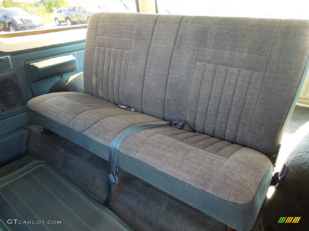 Dark Charcoal Interior 1990 Ford Bronco XLT 4x4 Photo #65472463