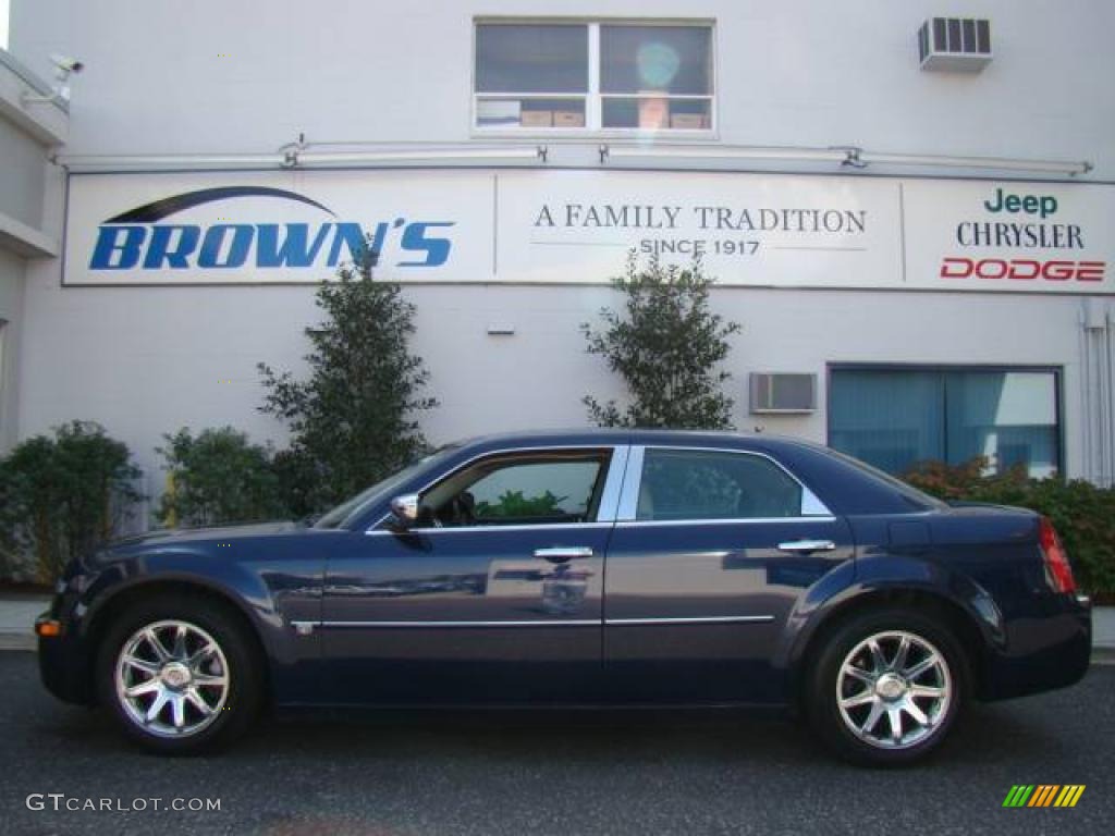 2005 300 C HEMI - Midnight Blue Pearlcoat / Dark Slate Gray/Light Graystone photo #1