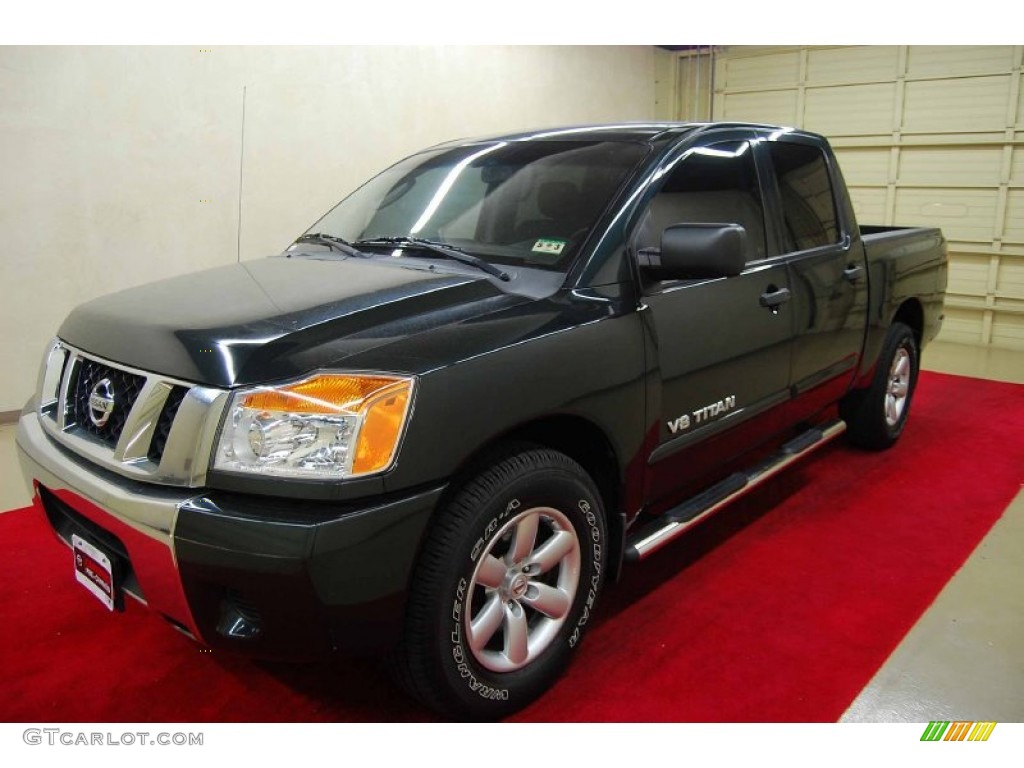 2008 Titan SE Crew Cab - Timberline Green / Charcoal photo #3