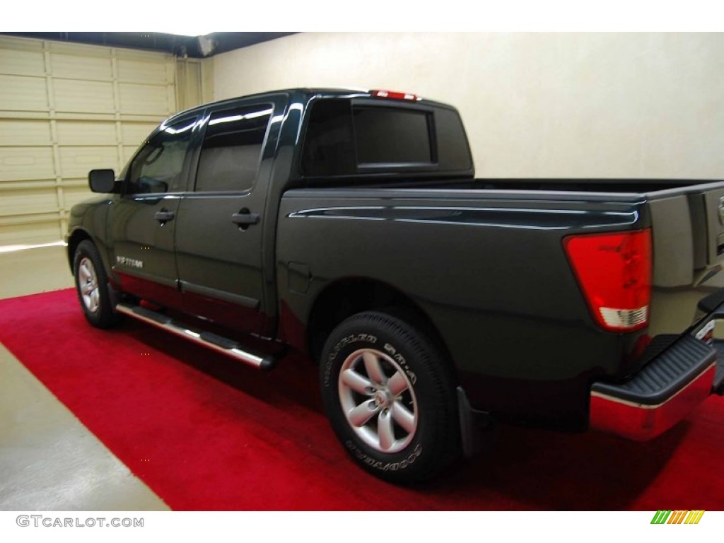 2008 Titan SE Crew Cab - Timberline Green / Charcoal photo #4