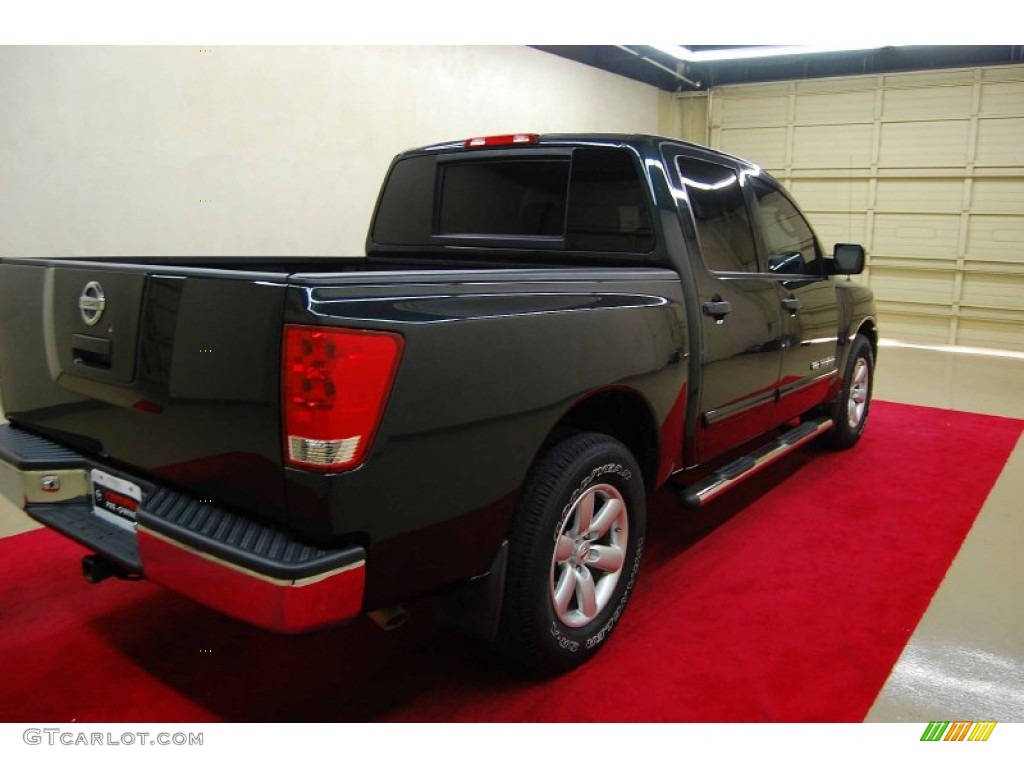 2008 Titan SE Crew Cab - Timberline Green / Charcoal photo #6