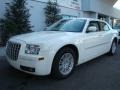 Cool Vanilla White - 300 Touring Photo No. 2
