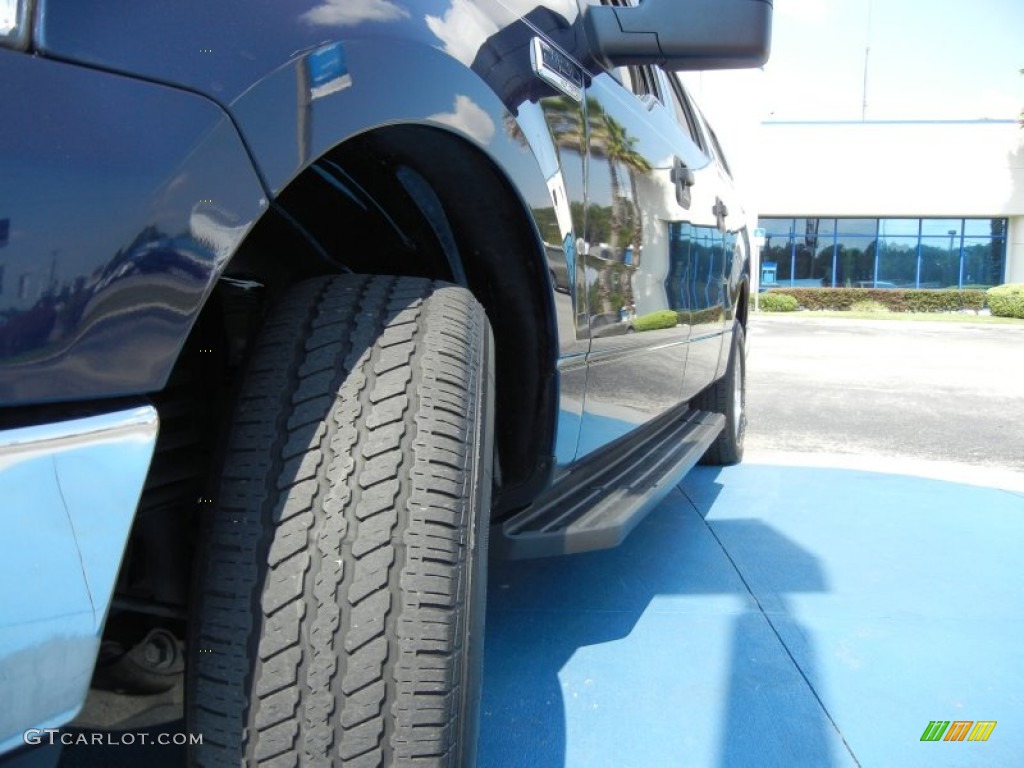 2004 F150 XLT SuperCrew - True Blue Metallic / Medium/Dark Flint photo #11