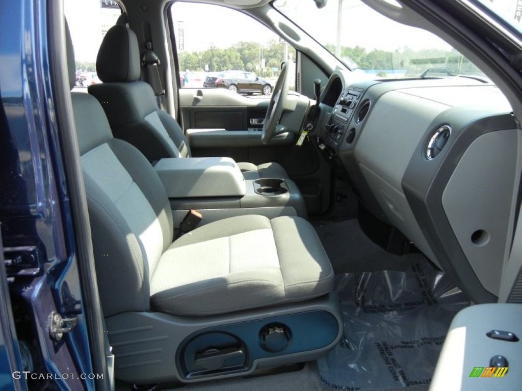 2004 F150 XLT SuperCrew - True Blue Metallic / Medium/Dark Flint photo #17