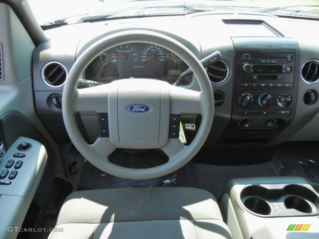 2004 F150 XLT SuperCrew - True Blue Metallic / Medium/Dark Flint photo #20