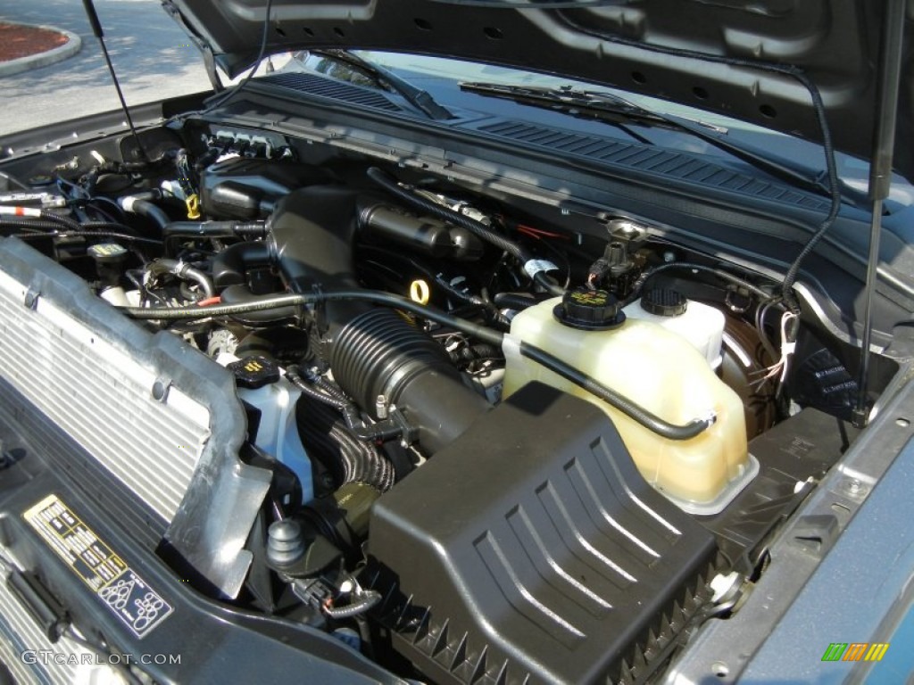 2010 Ford F250 Super Duty XL SuperCab 4x4 6.8 Liter SOHC 30-Valve VVT Triton V10 Engine Photo #65494165