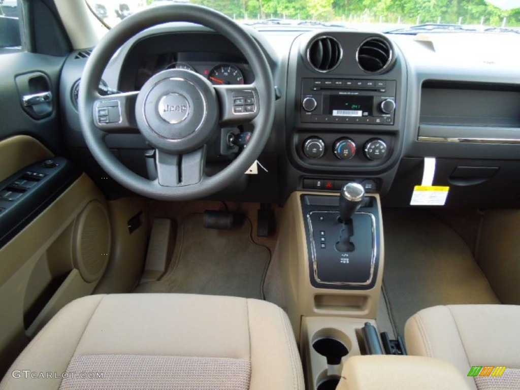 2012 Jeep Patriot Sport 4x4 Dark Slate Gray/Light Pebble Beige Dashboard Photo #65494207