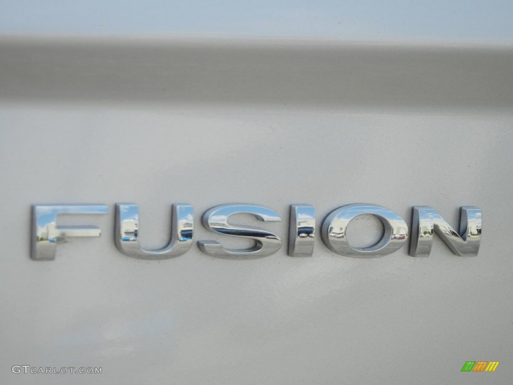 2011 Fusion SE V6 - Ingot Silver Metallic / Charcoal Black photo #9