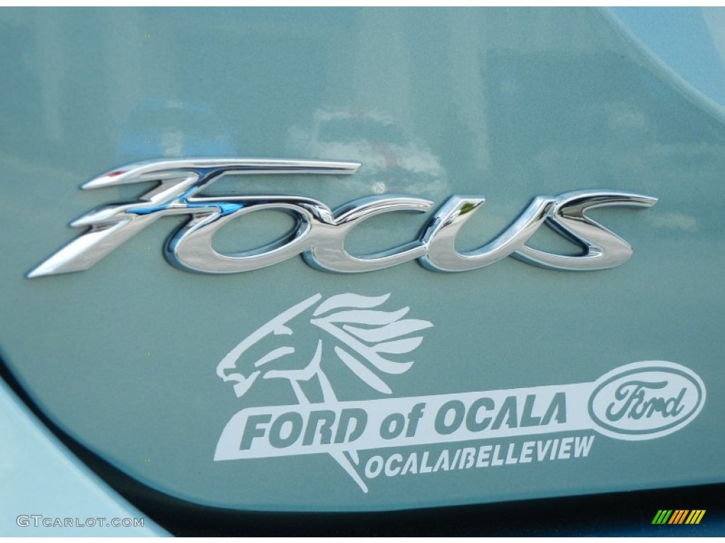 2012 Focus SE Sedan - Frosted Glass Metallic / Stone photo #4