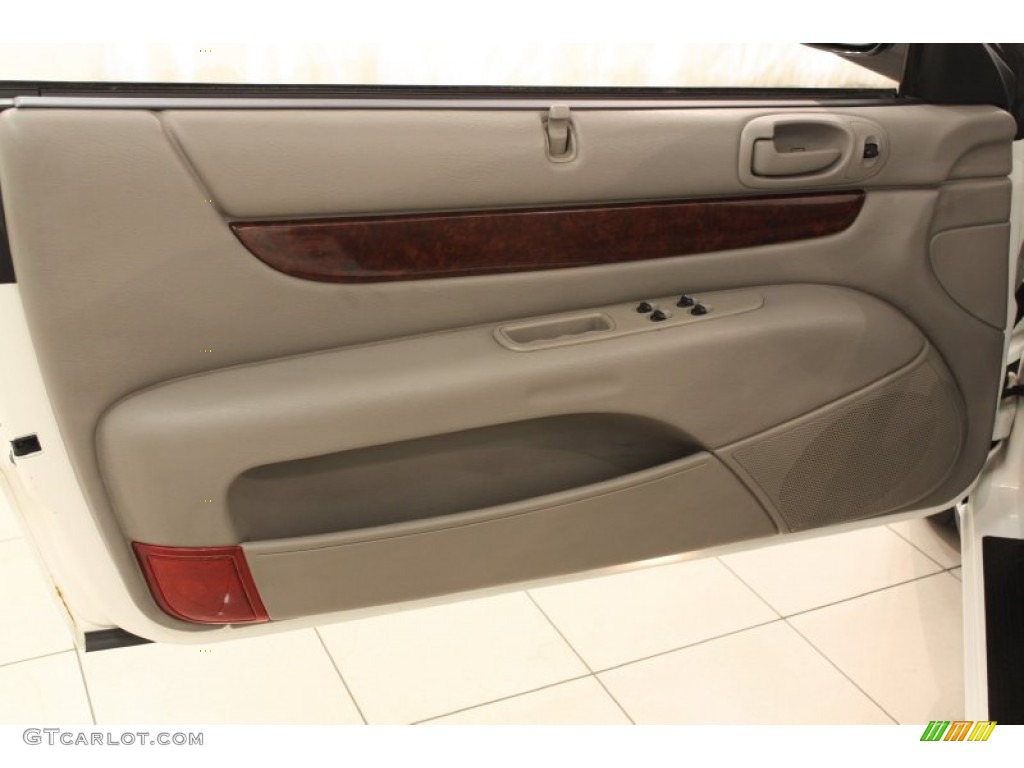 2002 Chrysler Sebring LXi Convertible Sandstone Door Panel Photo #65496130