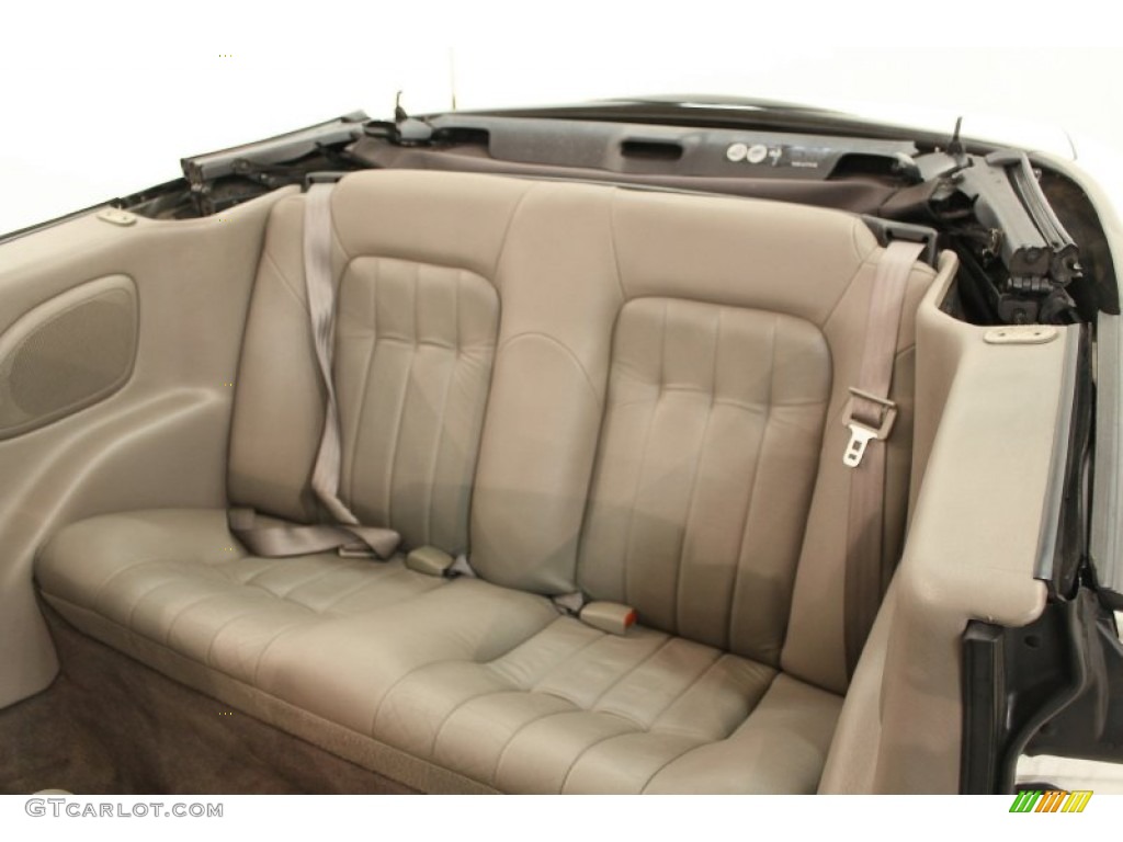 2002 Chrysler Sebring LXi Convertible Rear Seat Photo #65496233