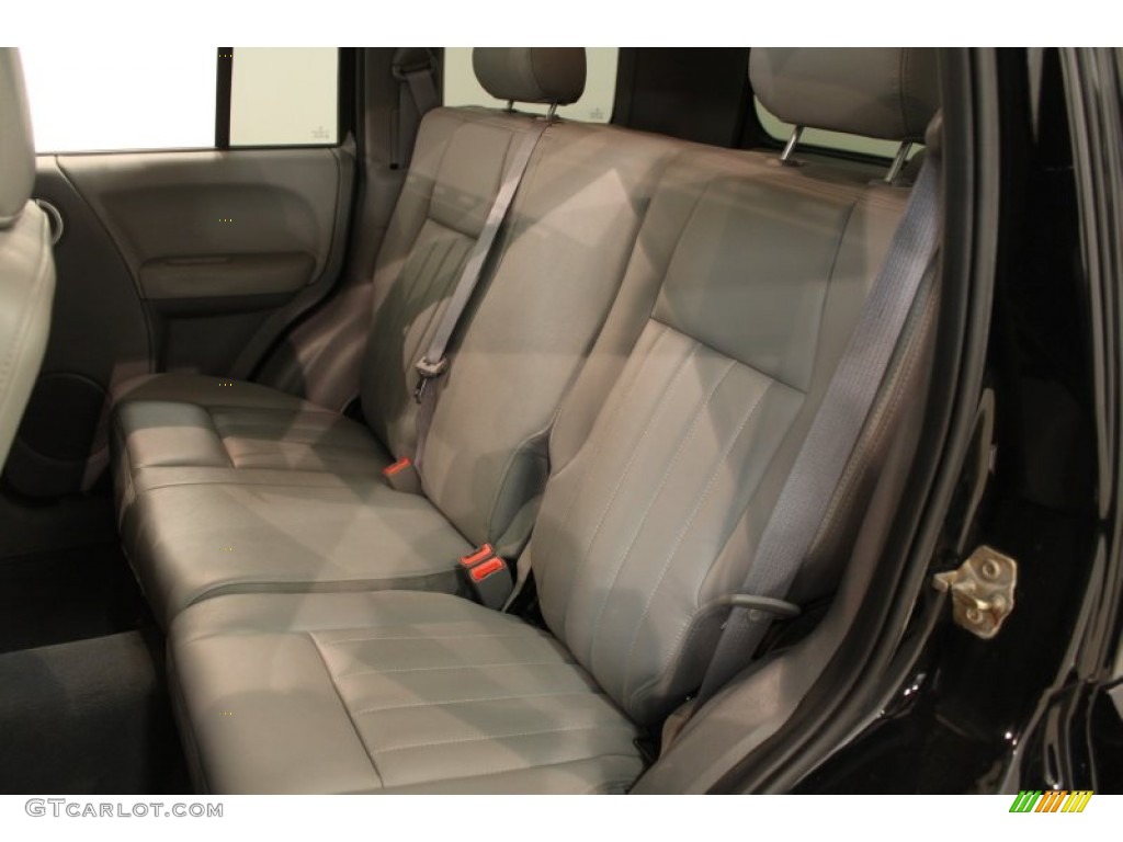 2007 Liberty Limited 4x4 - Black Clearcoat / Medium Slate Gray photo #17