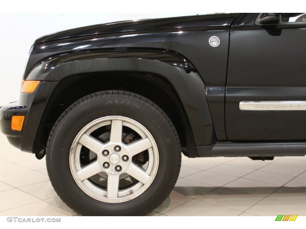 2007 Jeep Liberty Limited 4x4 Wheel Photo #65496437