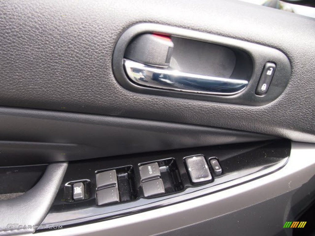 2011 Mazda CX-7 s Grand Touring AWD Controls Photo #65496629