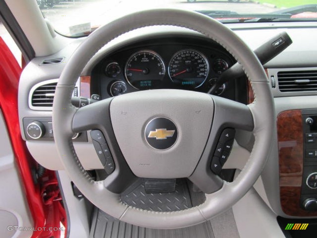 2007 Chevrolet Silverado 1500 LTZ Extended Cab 4x4 Light Cashmere/Ebony Black Steering Wheel Photo #65497517
