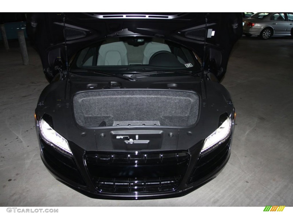 2012 Audi R8 5.2 FSI quattro Trunk Photo #65501630