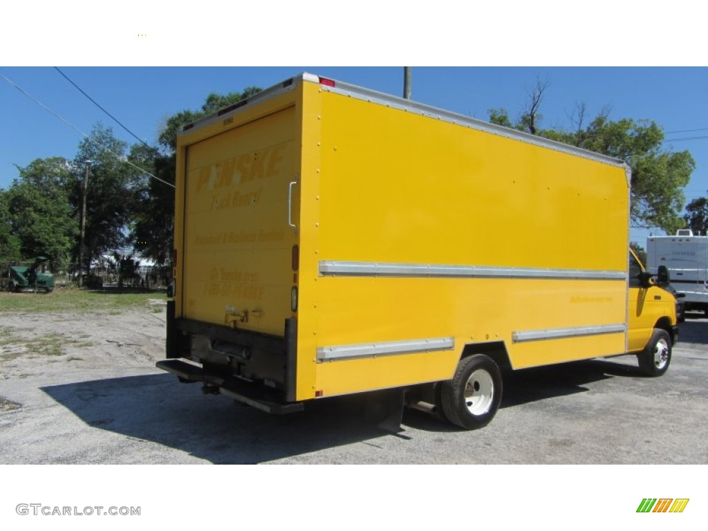2008 E Series Cutaway E350 Commercial Moving Truck - Yellow / Medium Flint photo #10