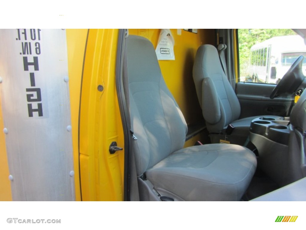 2008 E Series Cutaway E350 Commercial Moving Truck - Yellow / Medium Flint photo #38