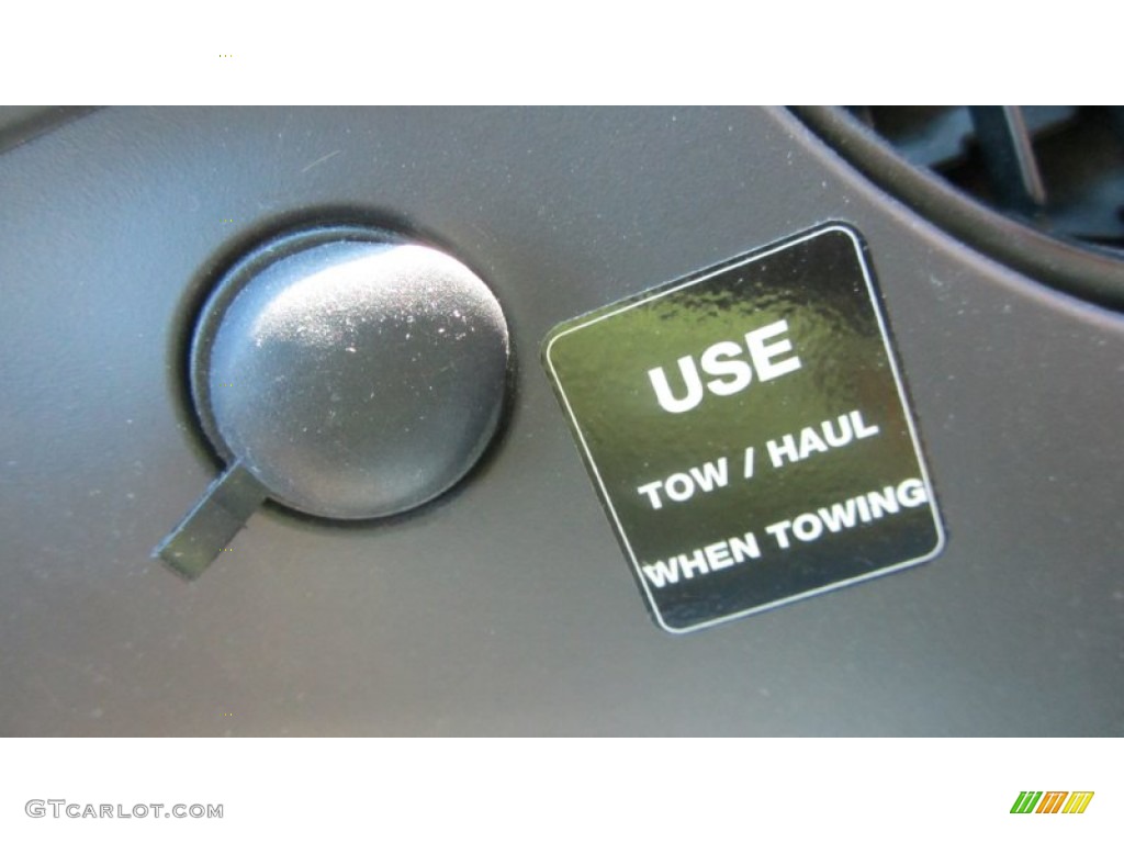 2008 E Series Cutaway E350 Commercial Moving Truck - Yellow / Medium Flint photo #46