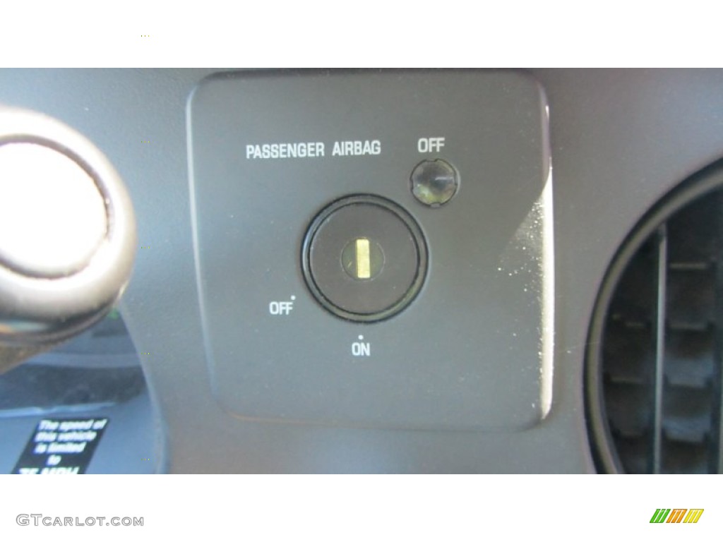 2008 E Series Cutaway E350 Commercial Moving Truck - Yellow / Medium Flint photo #48