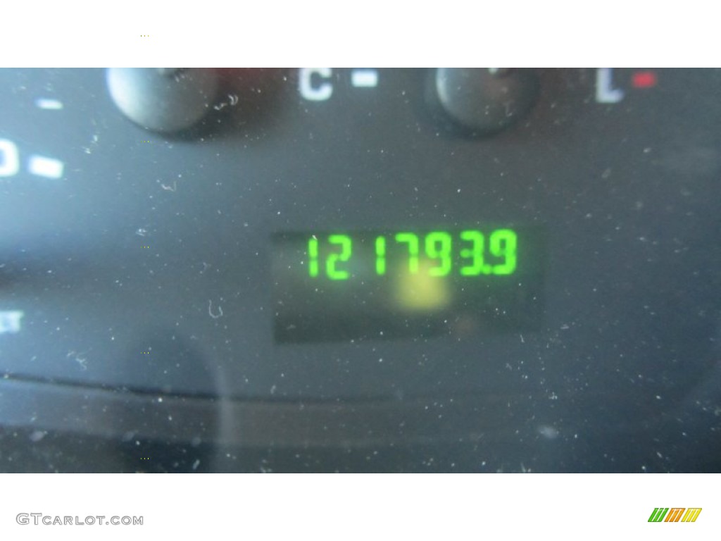 2008 E Series Cutaway E350 Commercial Moving Truck - Yellow / Medium Flint photo #49