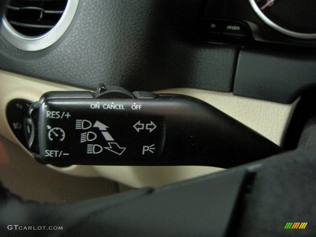 2009 Volkswagen Tiguan SEL 4Motion Controls Photo #65504769